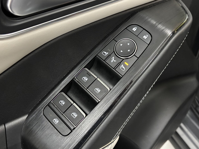 Image Nissan QASHQAI 190 E-Power TEKNA  Full leds Toit pano GPS Caméra pano Carplay Sièges cuir chauffants Attelage 1ère 