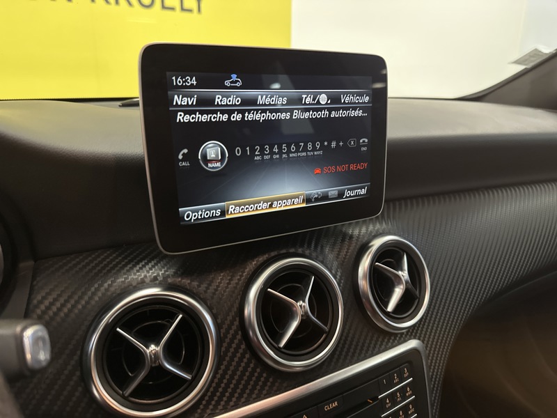Image Mercedes-Benz CLASSE A A 220 4MATIC Pack AMG Line GPS camera sièges chauffants Gtie 1 an