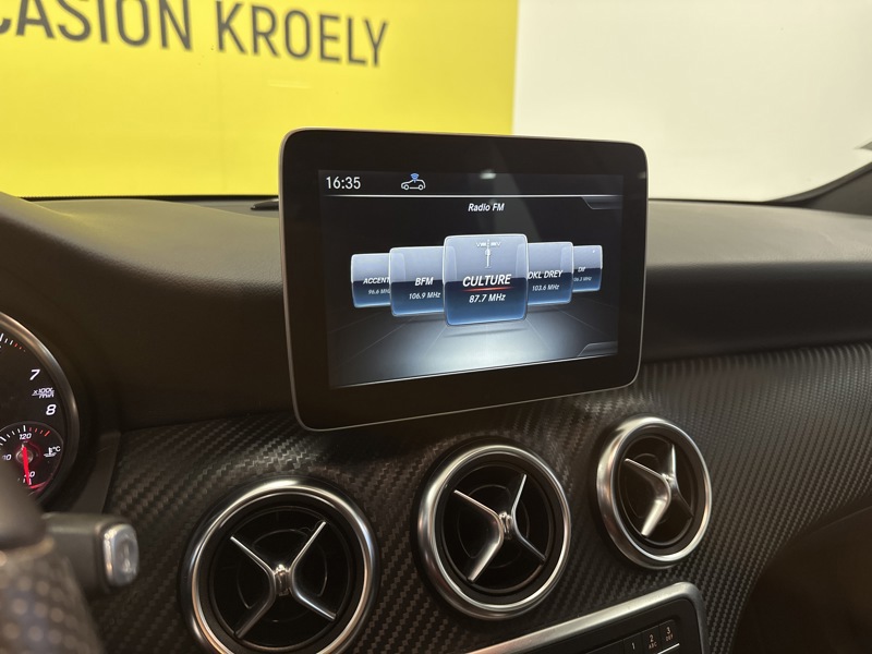 Image Mercedes-Benz CLASSE A A 220 4MATIC Pack AMG Line GPS camera sièges chauffants Gtie 1 an