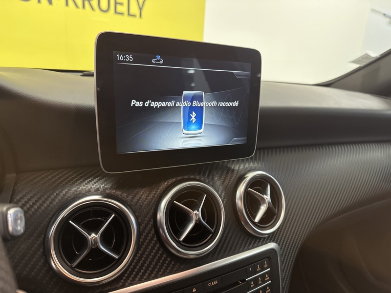 Image Mercedes-Benz CLASSE A A 220 4MATIC Pack AMG Line GPS camera sièges chauffants Gtie 1 an